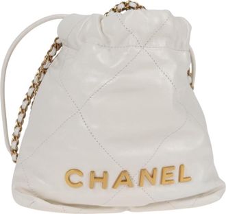 Chanel 22 Chain Hobo Quilted Lambskin White Leather Bag (Pre-Owned)