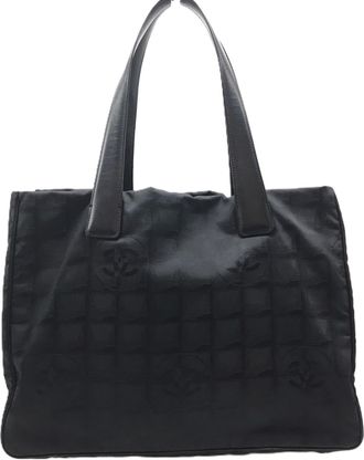 Chanel Black Nylon Tote Bag (Pre-Owned)