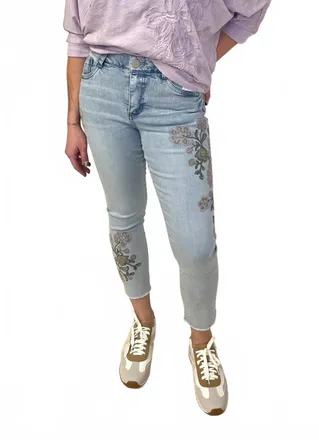 Democracy Floral Embroidered Ankle Skimmer Jeans In Denim