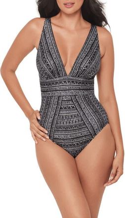 Miraclesuit Elysium Odyssey One-Piece Swimsuit in Black/white at Nordstrom, Size 16