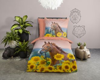 Good Morning Kinderbettwäsche »Beauty Horse Sunflower« 2 Stk. tlg. Baumwolle, 135x200, Reissverschluss, Wendeoptik, Kind, Mädchen, Pferd