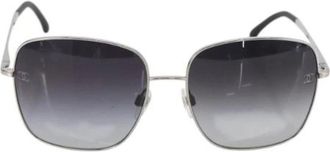 Chanel Pre-owned Accessories, female, Black, Size: ONE SIZE Pre-owned Plastic Sunglasses