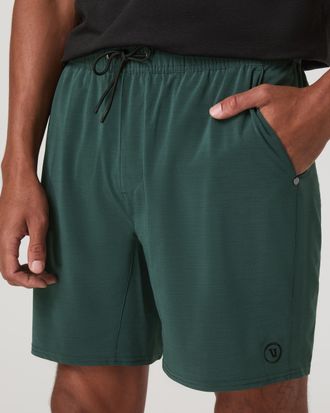 Vuori Clothing Elevate Kore Shorts Lined 7 | Hemlock | Medium