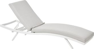 Beliani Tumbona Reclinable De Metal Textil Trenzado Gris Claro Blanco Acolchado Amelia