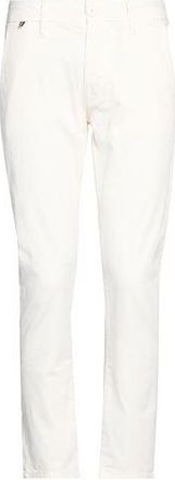 Guess HOSEN & R&Ouml;CKE - Hosen auf YOOX.COM