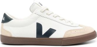 Veja WOMENS VOLLY LEATHER SNEAKERS Size: 41, colour: WHITE