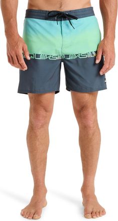 Quiksilver Badeshorts QUIKSILVER EVERYDAY HALF JAM 16, Herren, Gr. 30 (S), N-Gr, gr&uuml;n (summer gr&uuml;n), Obermaterial: 100% Polyester, Badehosen Badeshorts