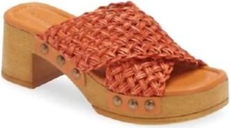 Chocolat Blu Womens Dawn Sandals In Orange
