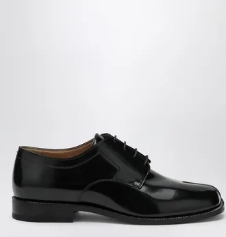 Maison Margiela Black Tabi lace-up shoe in polished calfskin