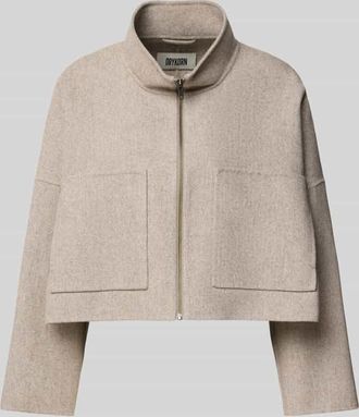 Drykorn Drykorn Cropped Jacke aus Woll-Mix mit Reißverschluss in Sand, Größe 34