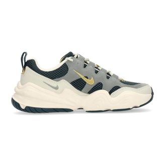 Nike Sneakers, female, Multicolor, Size: 6 1/2 US Tech Hera Low Sneaker