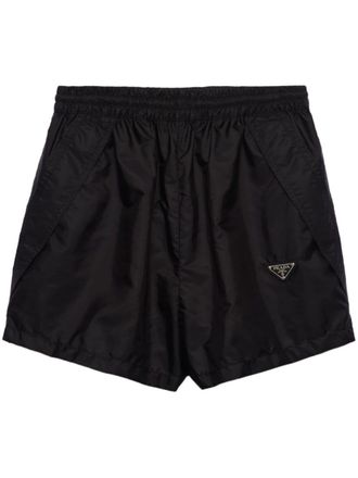 Prada Shorts met logo - Zwart