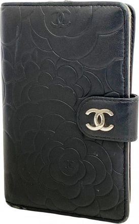 Chanel Black Leather Wallet (Bi-Fold) (Pre-Owned)