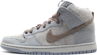 Nike SB Dunk High Premium Tauntaun 313171-020