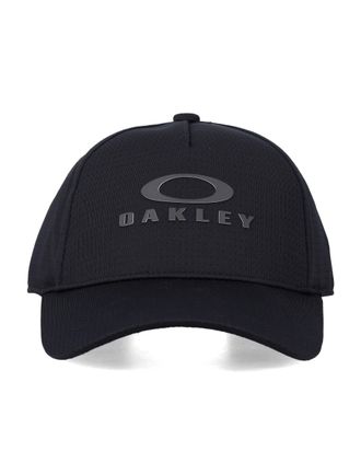 Oakley H&uuml;te