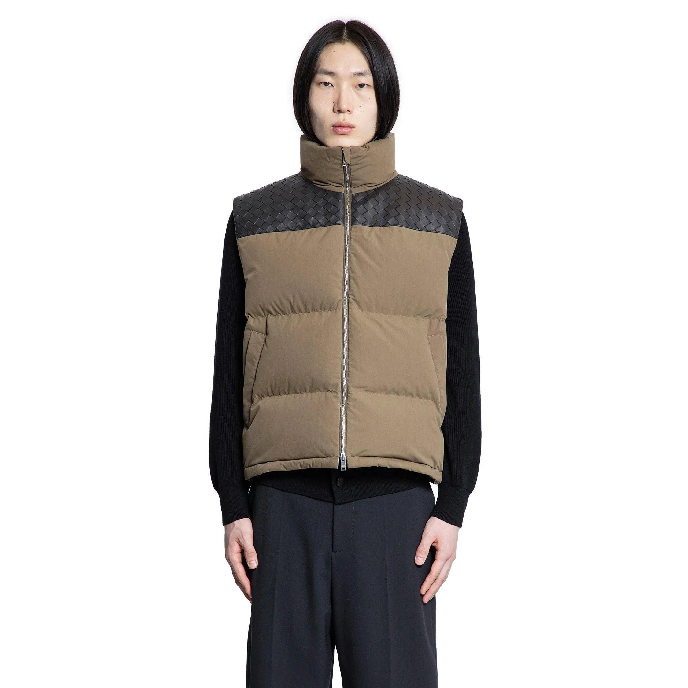 【関税&送料込】Bottega Veneta Sand Twill Vest Cotton twill blouson in beige - Bottega Veneta | Mytheresa