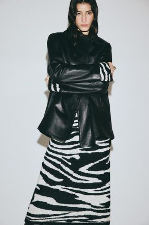 H&M Jacquard-knit Skirt in Black/zebra Print at Nordstrom, Size Xx-Small