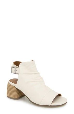 Gentle Souls Marrion Ankle Strap Sandal in Ivory Leather at Nordstrom Rack, Size 5.5