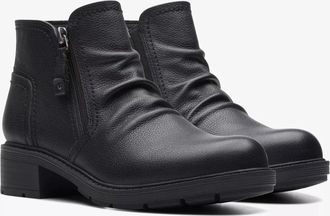 Clarks Hearth Dove 26174237 Boots Womens Black Leather Lug Sole Lion849