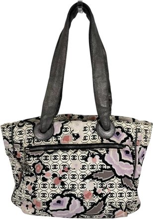 Chanel Multi-Color Leather Shoulder Bag Tote Bag (Pre-Owned)