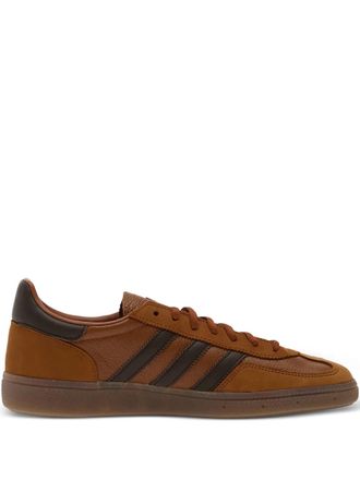 adidas Handball Spezial three-stripe sneakers - Bruin