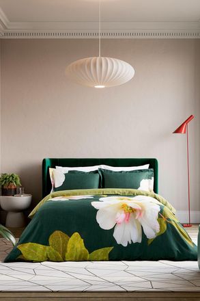 Ted Baker Gardenia Cotton Duvet Cover Set in Green | Size: Super King