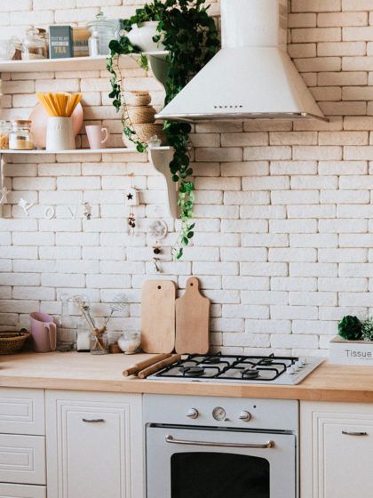 So kannst du deine Küchenzeile cool aussehen lassen und gleichzeitig den Platz maximieren