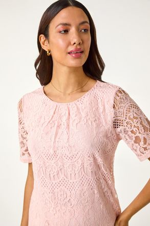 Roman Scalloped Lace Round Neck Top