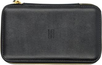 By Malene Birger Zwarte Handtas met Monogram in Reli&euml;f - Dames - Sieradendozen - Zwart - ONE Size - Leer - Accessoires