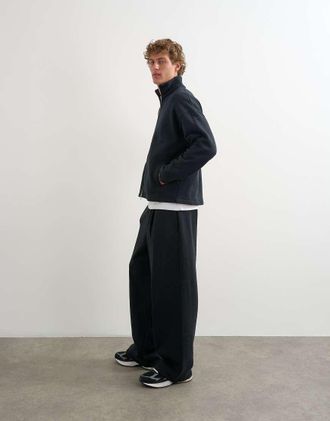 Topman jogger ampi in tessuto effetto scuba pesante con pieghe, nero
