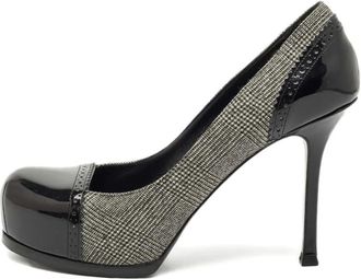 Saint Laurent Pumps in pelle verniciata con plateau - Nero