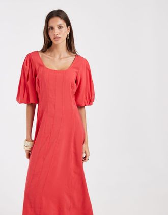 Vero Moda Vestito midi rosso con cuciture a vista, maniche a sbuffo e pieghe