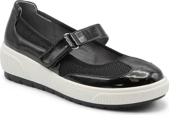 Adrienne Vittadini Riggs Flat in Black Mesh at Nordstrom Rack, Size 8.5