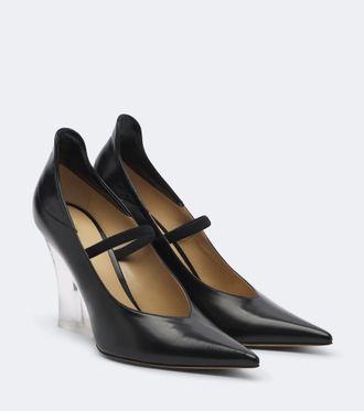 Fendi Salones de piel con cu&ntilde;a