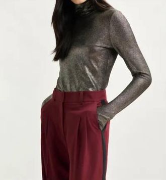 Essentiel Ilevate Metallic Turtleneck Top In Silver