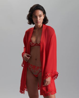 Bluebella Marian Kimono Red - Red / 2XL