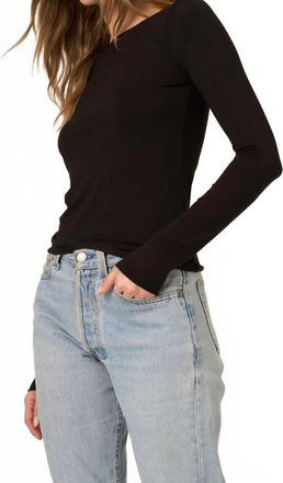 Bloomingdale's Vera Boat Neck Long Sleeve Tee In Black
