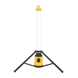 Stanley Plasterers Area Light With Outlet Socket 4500 Lu