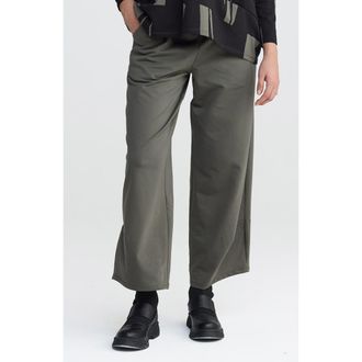 Luukaa D'Celli Serenna Cropped Darted Pants in Khaki at Nordstrom, Size 18