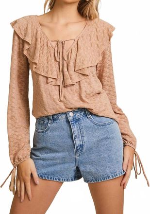 Gilli Kyle Ruffle Detail Long Sleeve Top In Taupe
