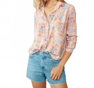 Bella Dahl Clean Front Hipster Shirt In Solstice Bloom Print