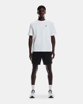 On Focus Shorts In Black