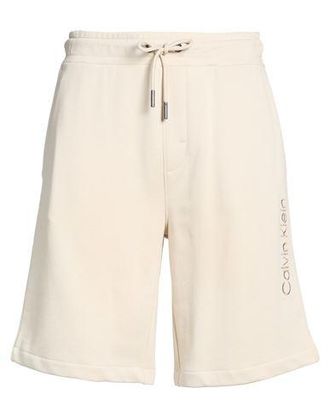 Calvin Klein HOSEN & R&Ouml;CKE - Shorts & Bermudashorts auf YOOX.COM