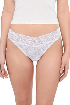 Hanky Panky Signature Lace(r) Original Rise Thongs 3-Pack Womens Underwear Meadow Rose Pink/Vanilla/White, Nylon