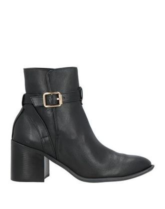 Carrano Ankle boots