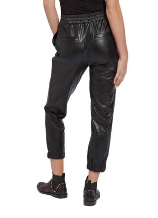 Lyss&eacute; Brisk Leather Jogger In Black