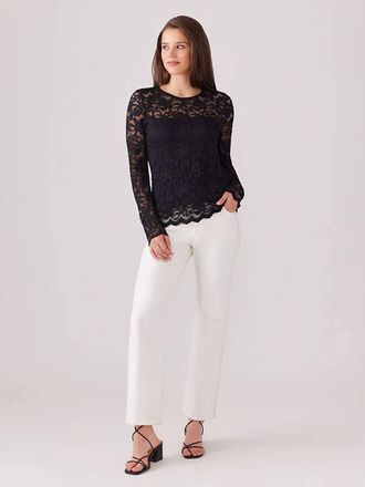 Karen Kane Salla Scalloped Hem Lace Top In Black
