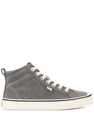 Cariuma OCA high-top gestreepte suède sneakers - Grijs