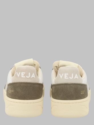 Veja V-82 Sneaker - White