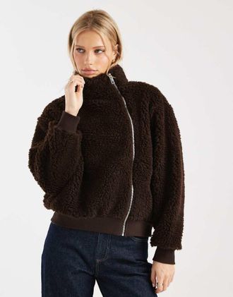 Asos Giacca in pile borg color cioccolato con collo a imbuto-Nero